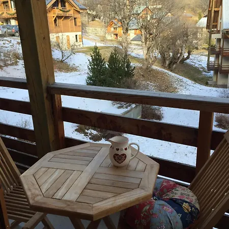 شقة Beautiful And Cosy Studio فالوار